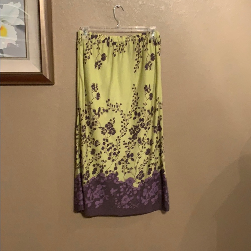Skirt - Picture 2 of 2